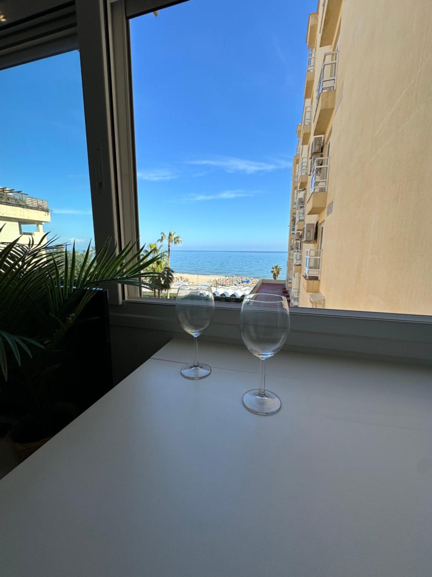 Carihuela Paradise Beach 托雷莫利诺斯 外观 照片